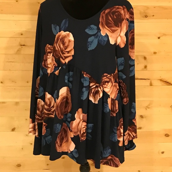 Agnes & Dora Muse Top XL - Picture 2 of 6